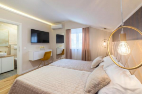 Turta Rooms